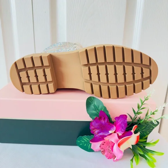 #73 BETSEY JOHNSON ~ Silver Sparkling Rhinestone Cushion Ankle Boots size 8 - Picture 7 of 10